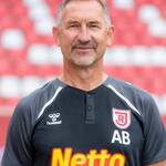Achim Beierlorzer nicht mehr Geschäftsführer Sport beim SSV Jahn